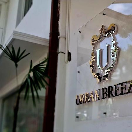 Urban Breeze Hotel Kundasale Kültér fotó